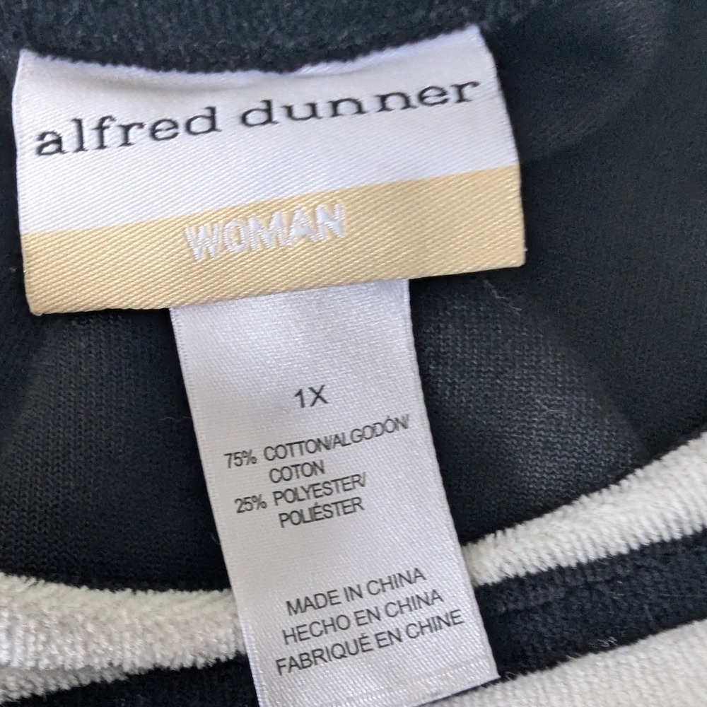 Velour Top Black White Striped Silver Studded 1X Winter Whimsigoth Cozy Soft - Picture 4 of 6